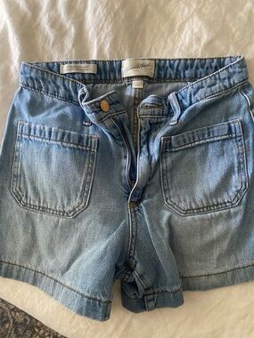 Sold out Universal Thread high rise a-line shorts with front patch pockets